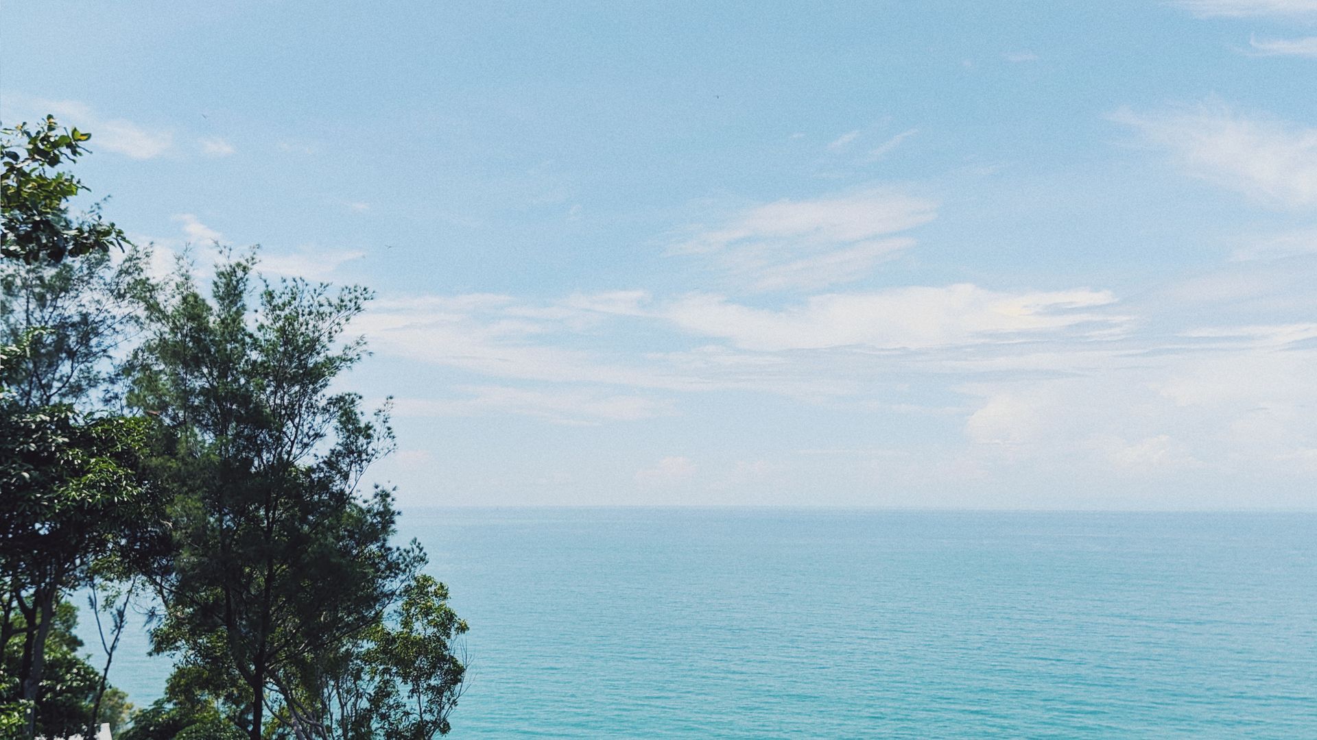South Beach in Spring 2027: Luxury Stay & Where to Stay